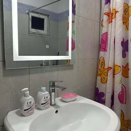 アパート Tote's Sea View Sarandë